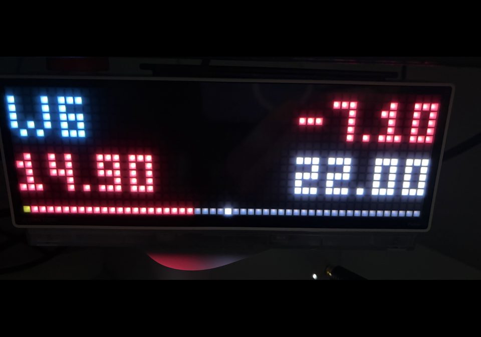 SleeperMatchup shown on an AWTRIX display